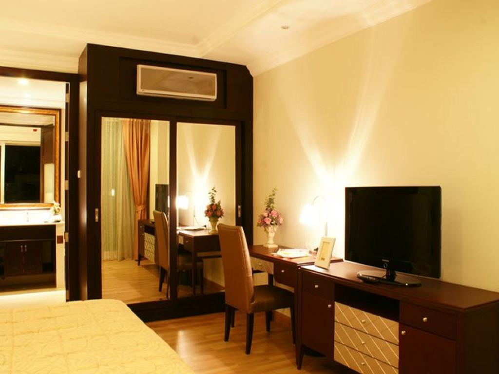 Lk Legend Hotel Pattaya Ngoại thất bức ảnh